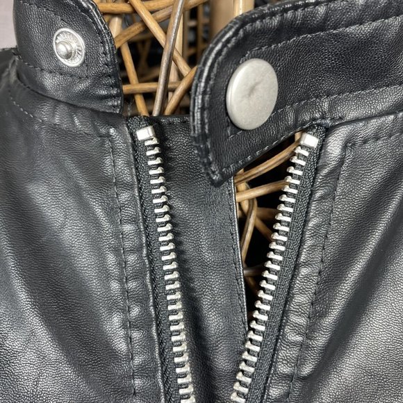H & M Black Faux Leather Motto Jacket Womens Small - Picture 7 of 8